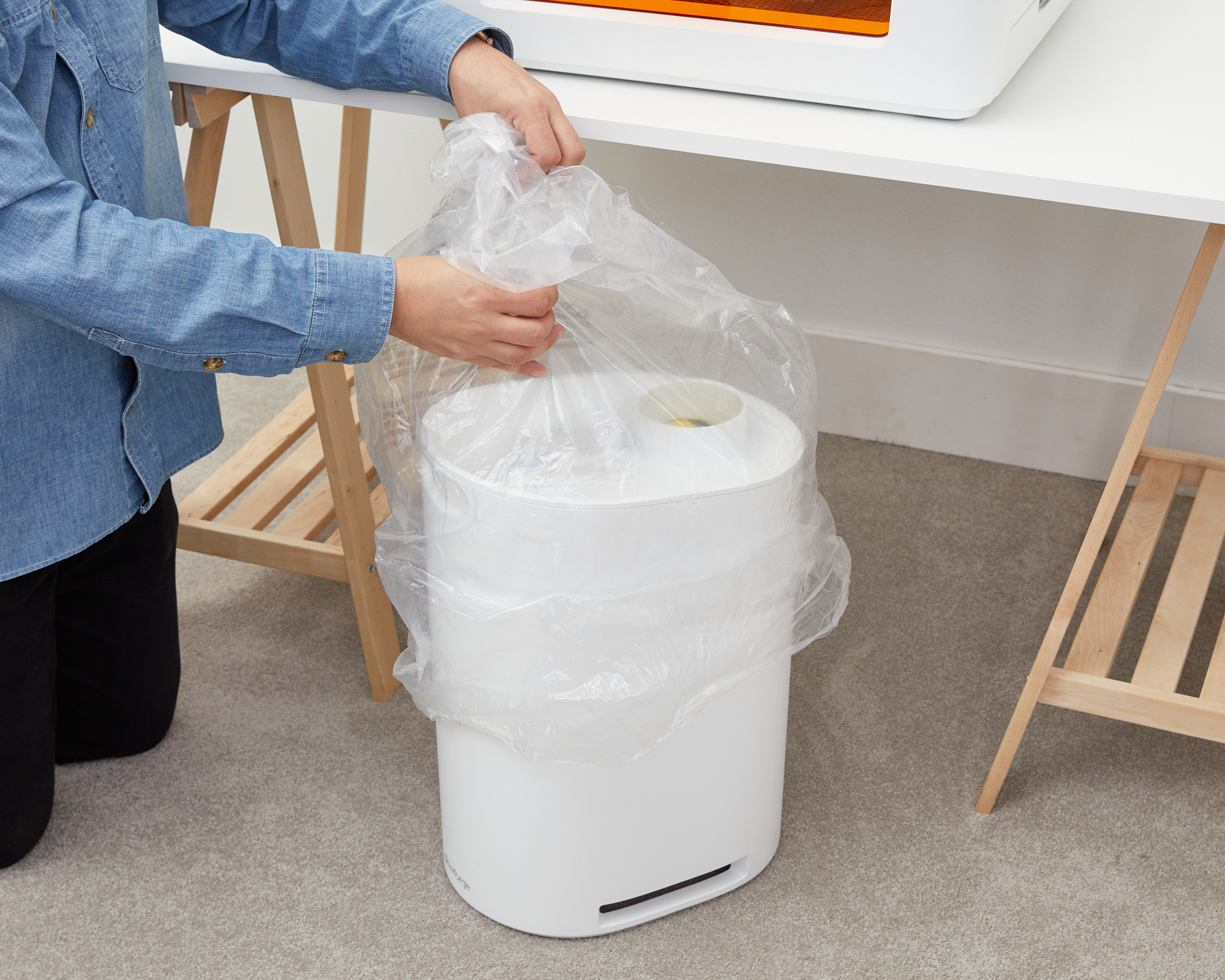 Action shot of the plastic bag being removed from the filter (1).jpg