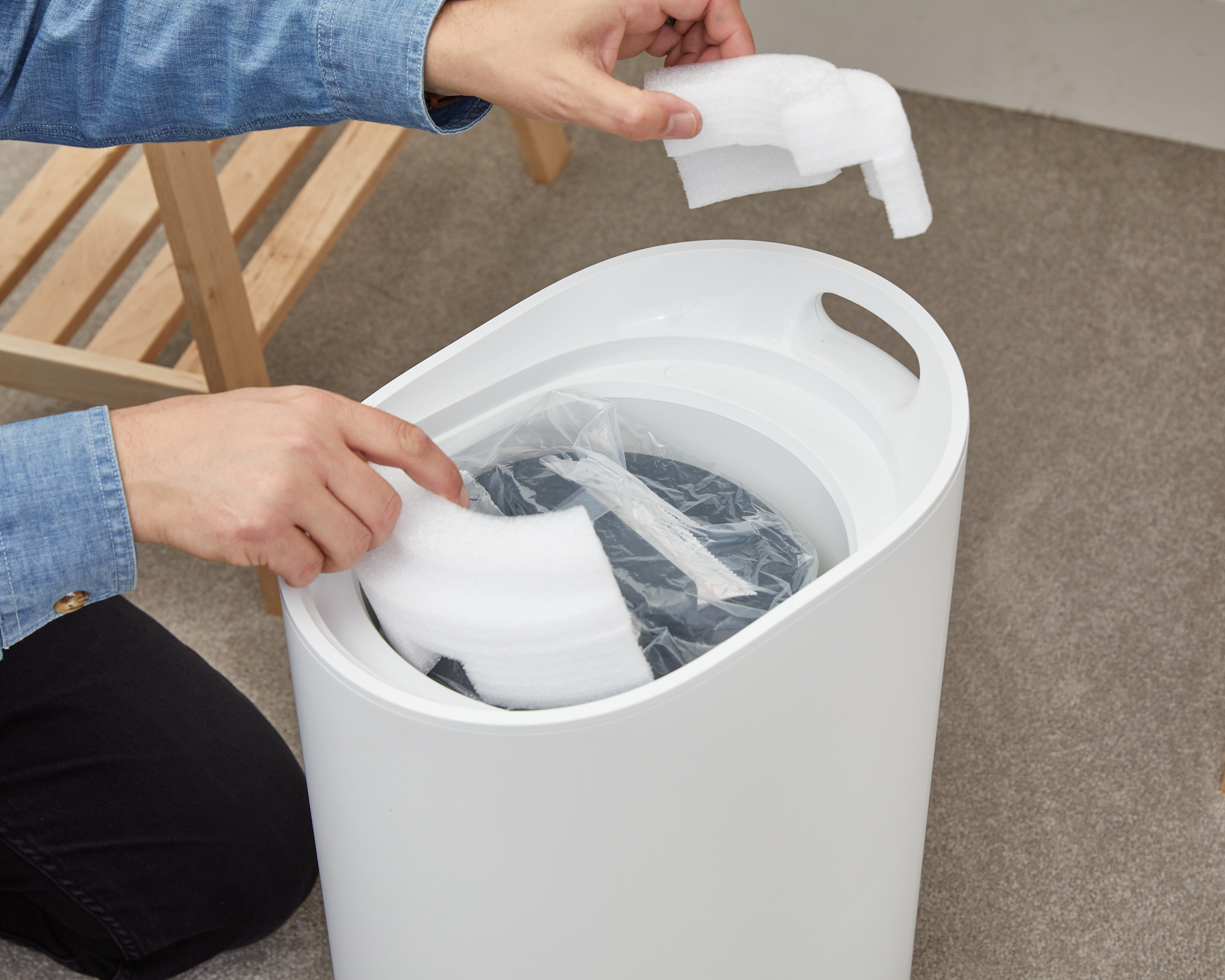 Removing foam packing around cartridge.jpg